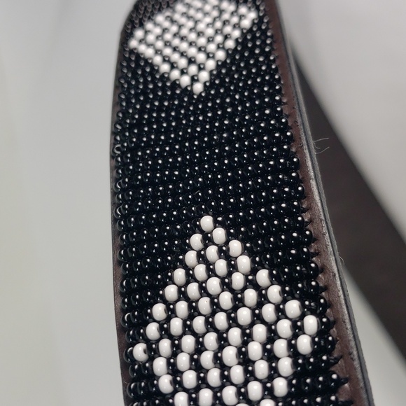 UBUNTU LIFE DIAMOND BLACK / WHITE GLASS BEADS LEATHER BELT WITH BRASS BUCKLE 42 - Picture 10 of 16